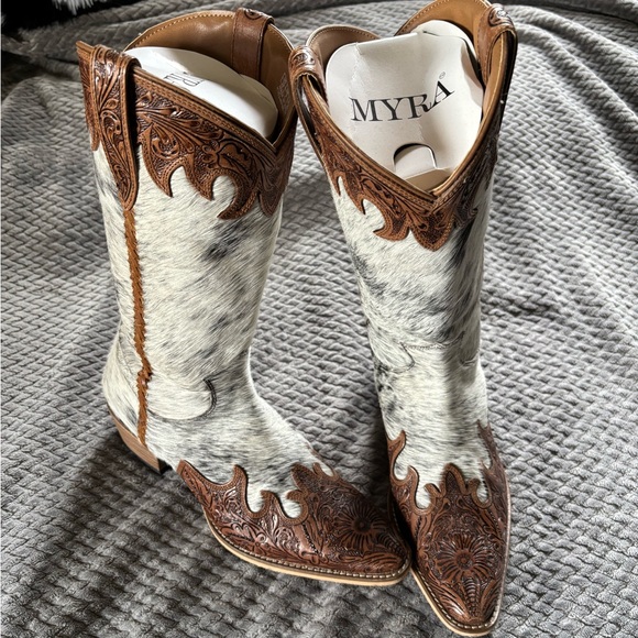Myra Bag Shoes - Myra Bag Brown and White Handmade Boots